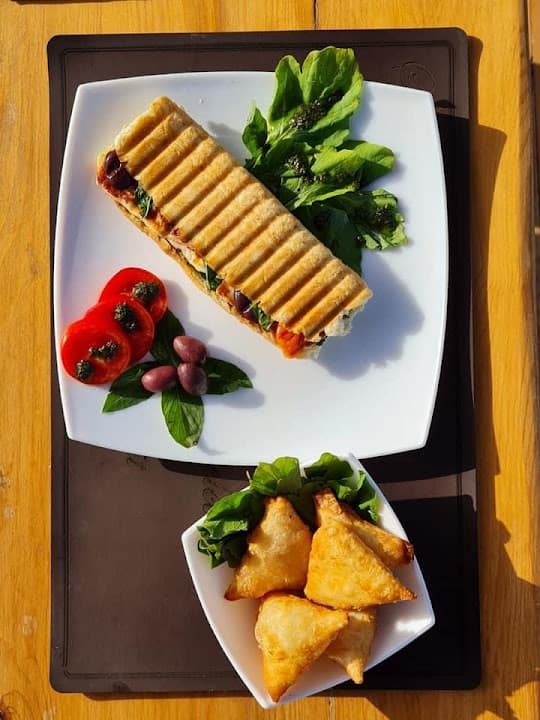 AHD Restaurant