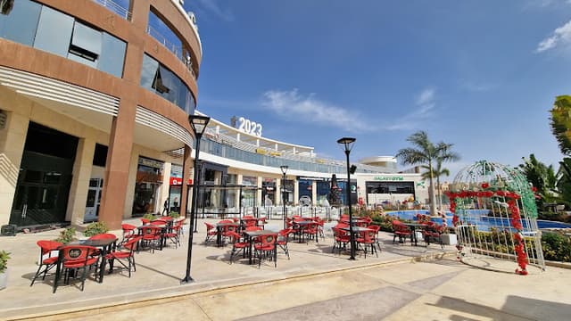 مطعم ع الحطب