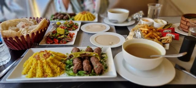 مطعم القصر - Elqasr Restaurant