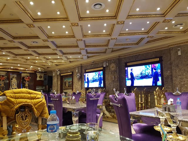 مطعم ومقهى بيت الكرم