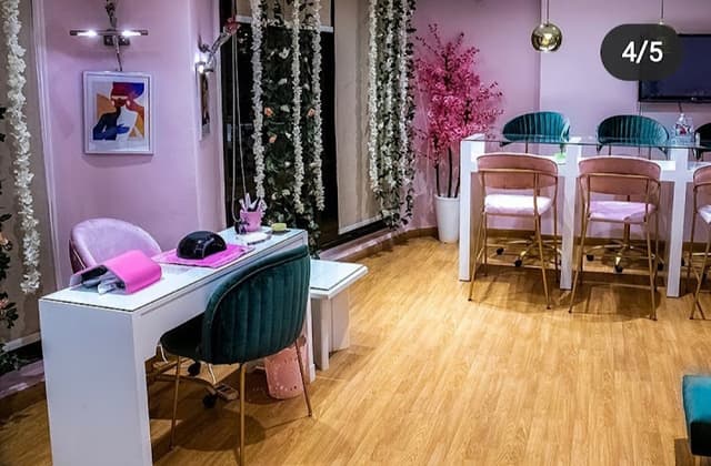 Meros beauty bar