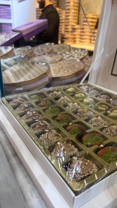 Semiramis oriental pastries
