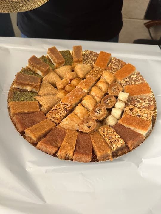 El Helmeya Pastery