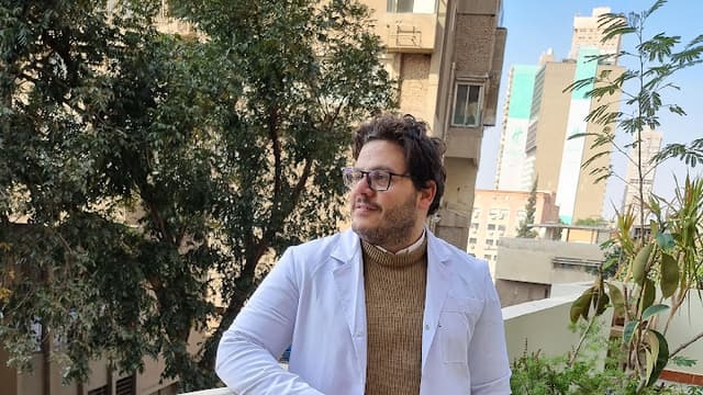 دكتور احمد المر للطب النفسي والادمان وطب نفسى الاطفال والمراهقين