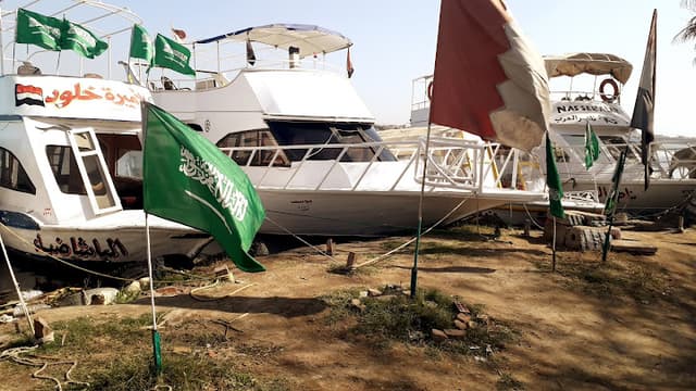 لنشات ويخوت ناصر العرب وهاني العرب