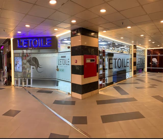 Letoile salon