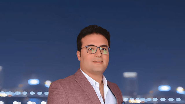 دكتور هشام الشراكى _ مخ واعصاب اطفال