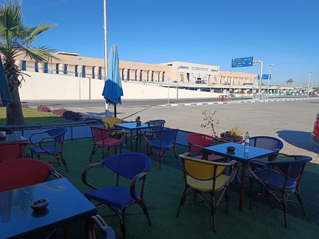 Airport cafe