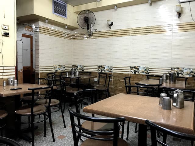 مطعم على بابا Aly Baba's restaurant