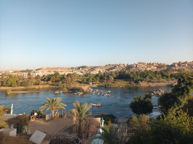 Hassan Fox village