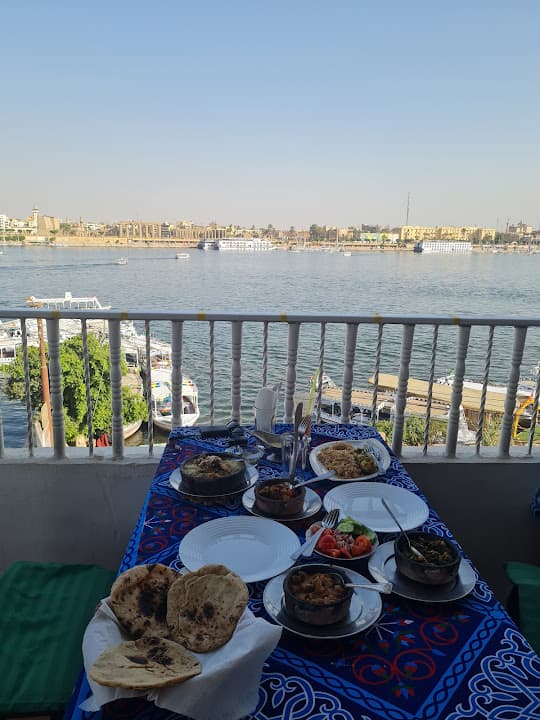 مطعم توت عنخ امون Tout Ankh Amoun Restaurant