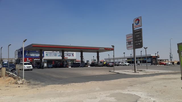 TotalEnergies Sheikh Zayed Service Station - توتال إنرجيز الشيخ زايد