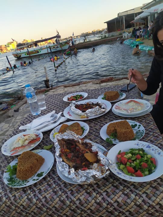 كازينو و مطعم ميامي الحديث