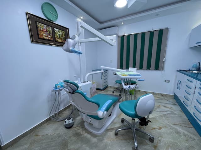 عيادات رويال لطب الاسنان بالسويس