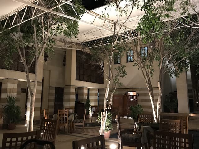 Lake Side Restaurant