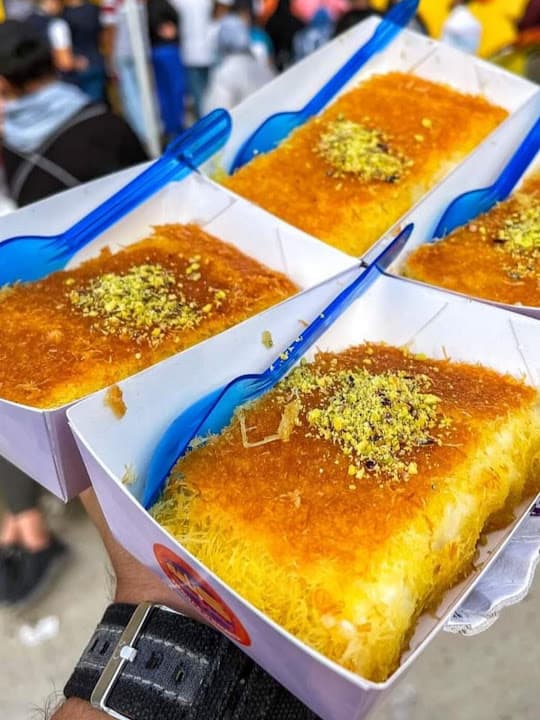 Kunafa & Basbousa - كنافة وبسبوسة