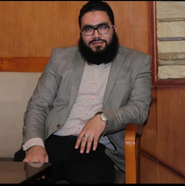 مركز د محمد أشرف لجراحة العظام
