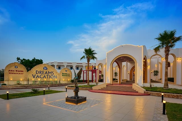 Dreams Vacation Resort - دريمز فاكيشن
