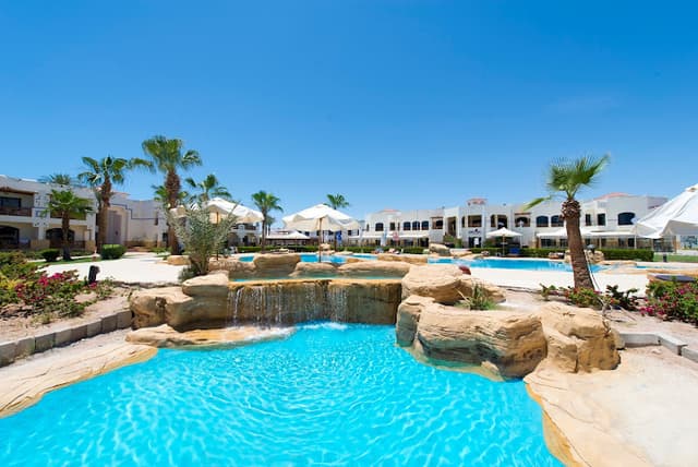 Amphoras Beach