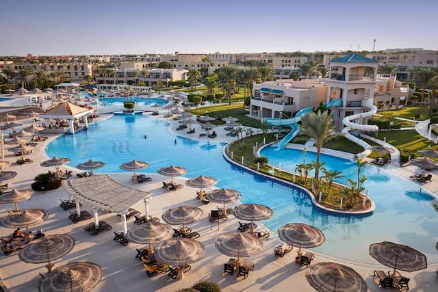 Coral Sea Holiday Resort - كورال سي 