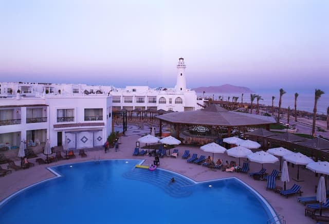 Melton Tiran Resort - ميلتون تيرين