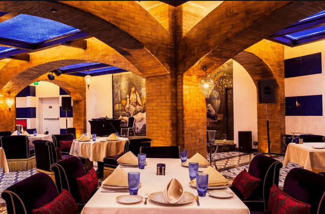 Bab Al Qasr