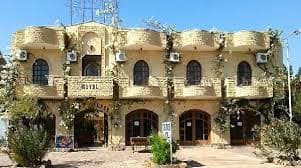 Sea Horses Hotel